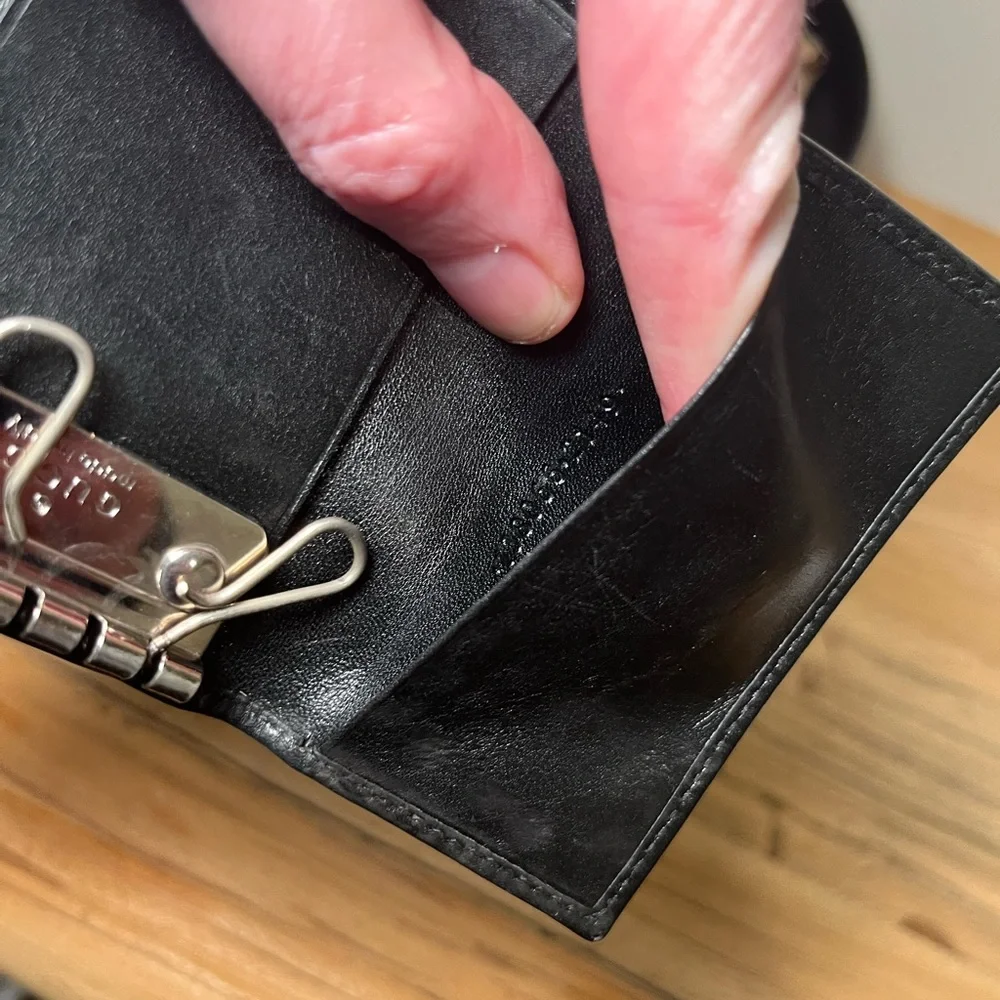 Authentic Gucci 6 Key 🔑 Wallet Black Leather